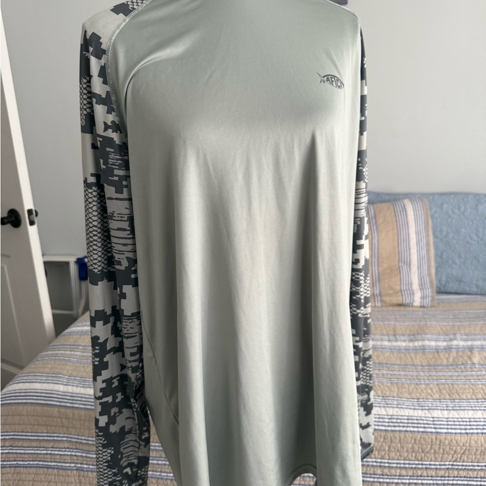 AFTCo Boating/ Fishing Shirt. XL Long torso, Grey with camo long sleeve arms.